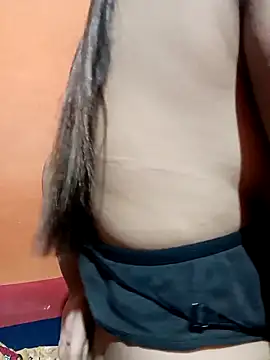 Snapshot of miyaababy chatting on October 19, 2025, 6:21 pm miyaababy online show from October 19, 2025, 6:21 pm