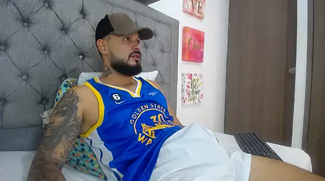 Emma beautifull online show from February 4, 2025, 6:14 am