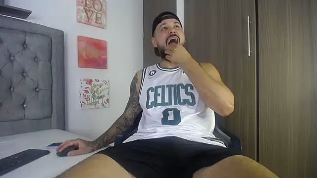 Emma beautifull online show from February 12, 2025, 2:24 am