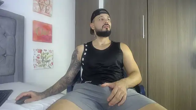 Emma beautifull online show from February 13, 2025, 4:11 am