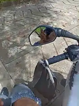 Cuervo maniaco online show from October 28, 2025, 4:06 pm