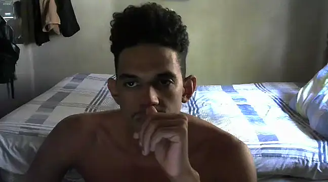 RenziTatte online show from March 4, 2025, 7:11 pm