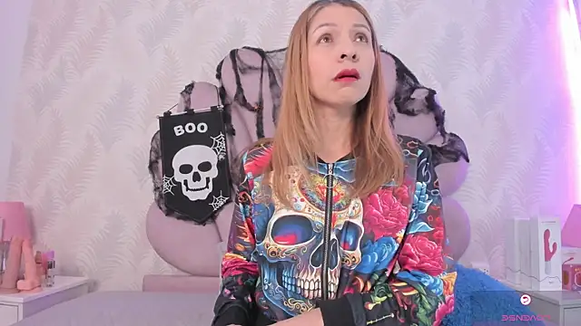 DanyFreydell online show from October 27, 2025, 1:34 pm