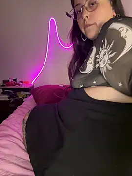 Mizztikaa online show from March 17, 2025, 4:19 am