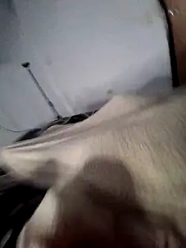 Snapshot of leoytessa_10 chatting on March 18, 2025, 11:33 am leoytessa 10 online show from March 18, 2025, 11:33 am