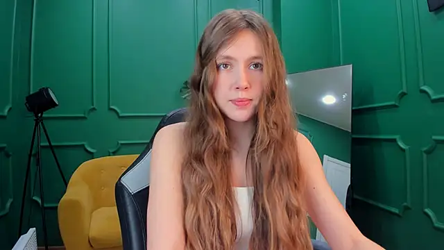 Snapshot of MaryannSoftt chatting on February 13, 2025, 3:24 pm MaryannSoftt online show from February 13, 2025, 3:24 pm