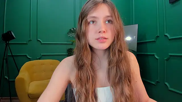 Snapshot of MaryannSoftt chatting on February 13, 2025, 6:26 pm MaryannSoftt online show from February 13, 2025, 6:26 pm