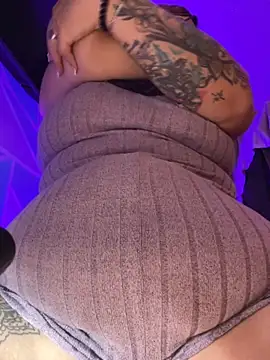 KinkyJessyHotxx online show from October 22, 2025, 3:11 pm