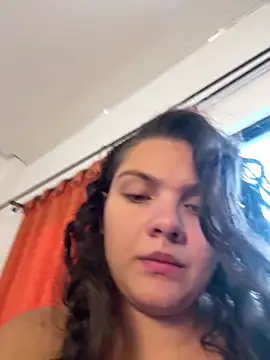 Snapshot of eva_y_marcelo chatting on December 19, 2025, 11:45 am eva y marcelo online show from December 19, 2025, 11:45 am