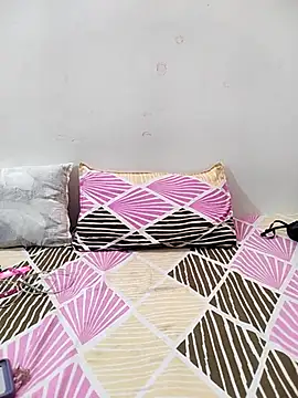 Snapshot of Diya_Chopra chatting on March 8, 2025, 5:17 am Diya Chopra online show from March 8, 2025, 5:17 am