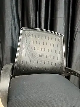 Snapshot of Diya_Chopra chatting on October 5, 2025, 4:14 am Diya Chopra online show from October 5, 2025, 4:14 am