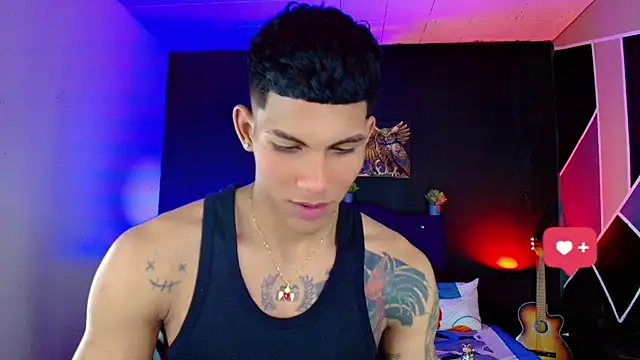 Snapshot of Damian_latinxxx chatting on February 28, 2025, 6:21 am Damian latinxxx online show from February 28, 2025, 6:21 am