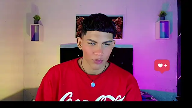 Snapshot of Damian_latinxxx chatting on March 7, 2025, 2:57 am Damian latinxxx online show from March 7, 2025, 2:57 am