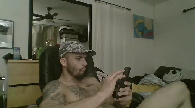 Snapshot of JohnnyDeep187 chatting on January 13, 2025, 10:25 am JohnnyDeep187 online show from January 13, 2025, 10:25 am