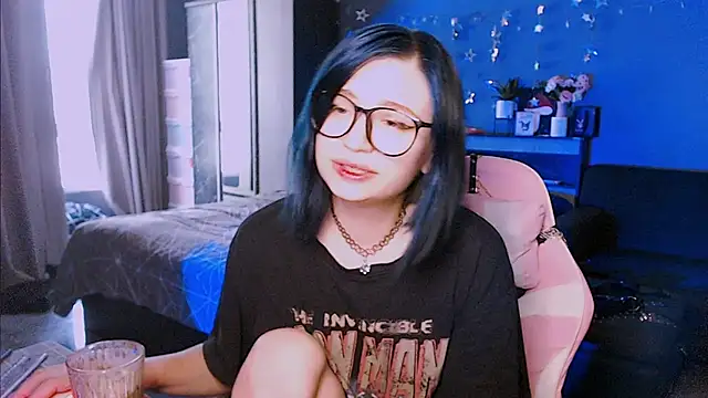 Snapshot of candy_lina chatting on September 24, 2025, 2:51 am candy lina online show from September 24, 2025, 2:51 am