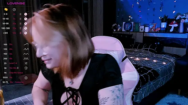 Snapshot of candy_lina chatting on September 13, 2025, 2:17 pm candy lina online show from September 13, 2025, 2:17 pm