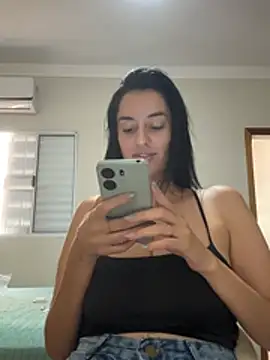 Snapshot of Catmila94 chatting on February 11, 2026, 1:55 pm Catmila94 online show from February 11, 2026, 1:55 pm