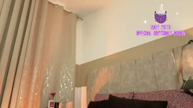 Snapshot of Zara_dulce chatting on May 22, 2026, 12:03 pm Zara dulce online show from May 22, 2026, 12:03 pm