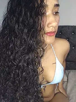 Snapshot of jaderossxx chatting on June 14, 2026, 9:05 pm jaderossxx online show from June 14, 2026, 9:05 pm