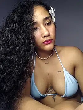Snapshot of jaderossxx chatting on May 28, 2026, 4:20 am jaderossxx online show from May 28, 2026, 4:20 am