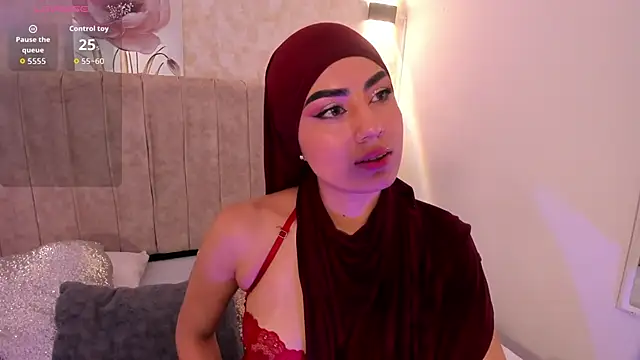 fatimarab online show from November 14, 2025, 6:00 pm