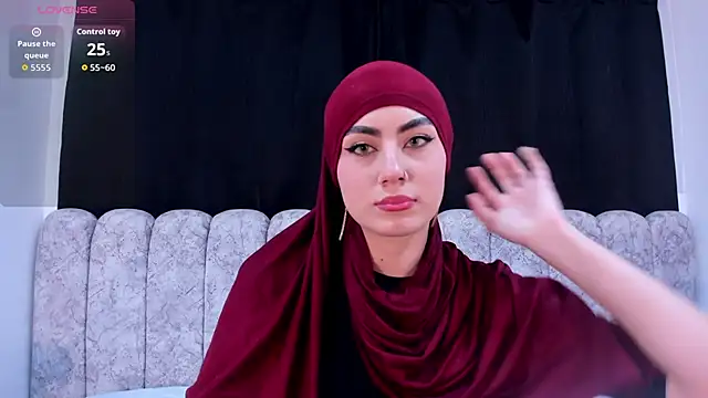 fatimarab online show from April 24, 2026, 8:00 pm