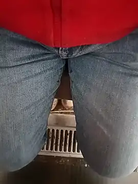 Snapshot of franko1987 chatting on February 23, 2025, 9:00 am franko1987 online show from February 23, 2025, 9:00 am