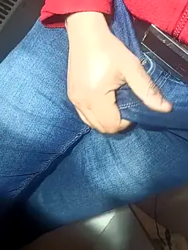 Snapshot of franko1987 chatting on February 20, 2025, 5:12 am franko1987 online show from February 20, 2025, 5:12 am