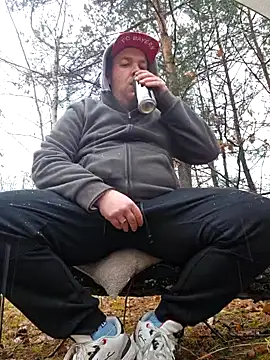 PupW0lfy online show from January 28, 2025, 11:38 am