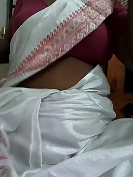 Snapshot of Tamil--Rani chatting on February 8, 2025, 4:46 pm Tamil--Rani online show from February 8, 2025, 4:46 pm