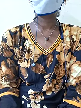 Snapshot of Tamil--Rani chatting on December 2, 2025, 2:08 pm Tamil--Rani online show from December 2, 2025, 2:08 pm