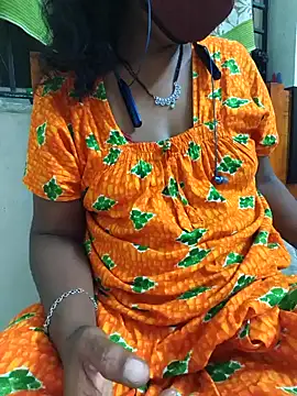 Snapshot of Tamil--Rani chatting on February 13, 2025, 6:37 pm Tamil--Rani online show from February 13, 2025, 6:37 pm