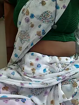 Snapshot of Tamil--Rani chatting on February 14, 2025, 4:41 pm Tamil--Rani online show from February 14, 2025, 4:41 pm