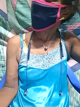 Snapshot of Tamil--Rani chatting on October 30, 2025, 1:53 pm Tamil--Rani online show from October 30, 2025, 1:53 pm