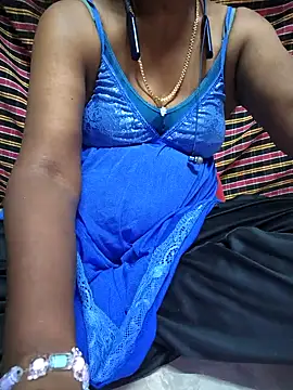 Snapshot of Tamil--Rani chatting on March 4, 2025, 10:02 am Tamil--Rani online show from March 4, 2025, 10:02 am