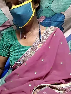 Snapshot of Tamil--Rani chatting on October 24, 2025, 2:49 pm Tamil--Rani online show from October 24, 2025, 2:49 pm