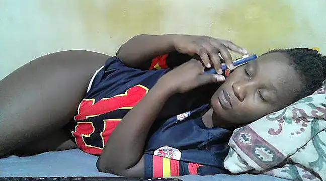 juiccypussy online show from March 19, 2025, 5:30 am