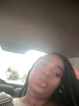 Britanymooree online show from March 4, 2026, 7:21 pm