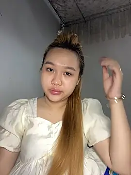 Odette68 online show from May 24, 2026, 12:54 am