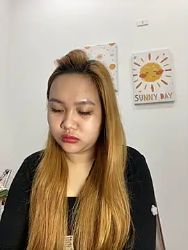 Odette68 online show from March 23, 2026, 1:06 am