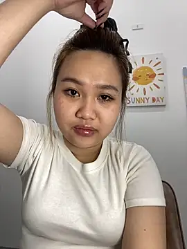 Odette68 online show from December 21, 2025, 12:24 am