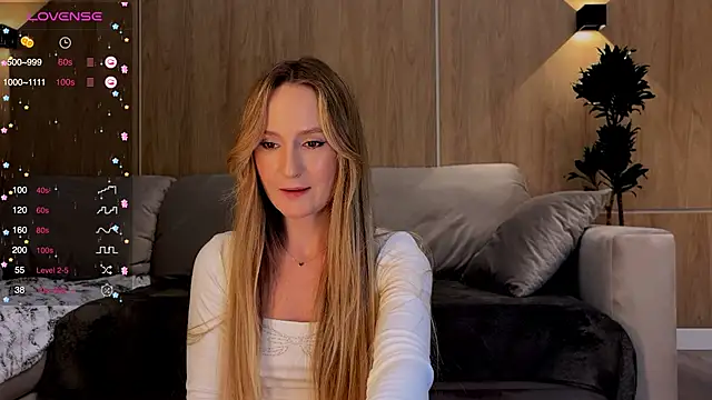 Snapshot of Peach__juice chatting on February 6, 2025, 3:09 pm Peach juice online show from February 6, 2025, 3:09 pm