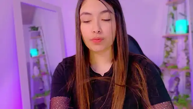 Abella ruiz online show from June 14, 2026, 1:35 am