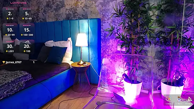 Snapshot of CreamyInkky_ chatting on February 13, 2026, 6:46 am CreamyInkky online show from February 13, 2026, 6:46 am