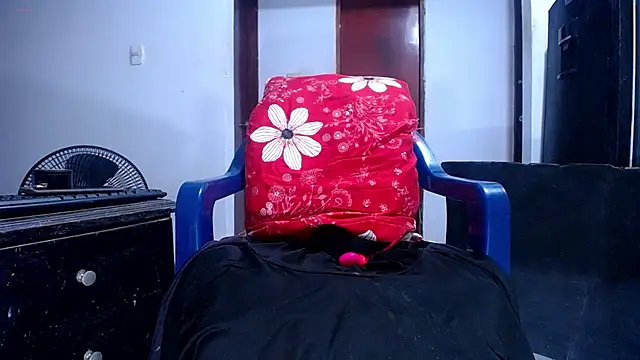 xxxBarbie-BIG-CockXX online show from March 1, 2026, 3:45 pm