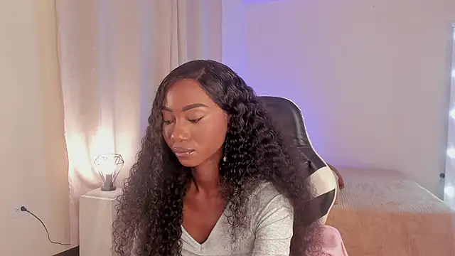 Snapshot of SavannahWildee chatting on January 12, 2025, 12:23 pm SavannahWildee online show from January 12, 2025, 12:23 pm