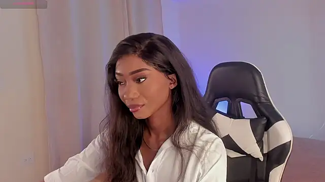 Snapshot of SavannahWildee chatting on February 8, 2025, 9:04 pm SavannahWildee online show from February 8, 2025, 9:04 pm