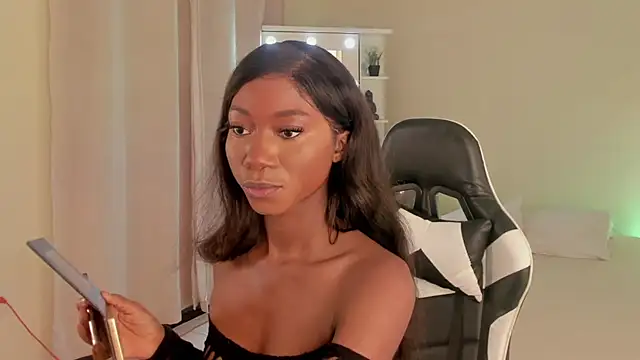 Snapshot of SavannahWildee chatting on March 2, 2025, 2:36 pm SavannahWildee online show from March 2, 2025, 2:36 pm