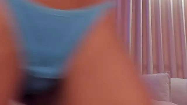 Snapshot of SavannahWildee chatting on September 16, 2025, 1:01 pm SavannahWildee online show from September 16, 2025, 1:01 pm