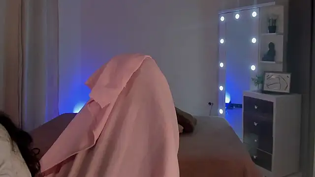 Snapshot of SavannahWildee chatting on February 25, 2025, 12:05 pm SavannahWildee online show from February 25, 2025, 12:05 pm